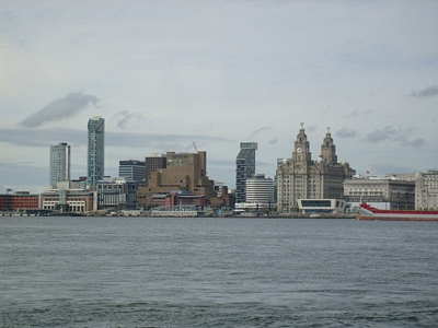 Liverpool dall'altra del golfo